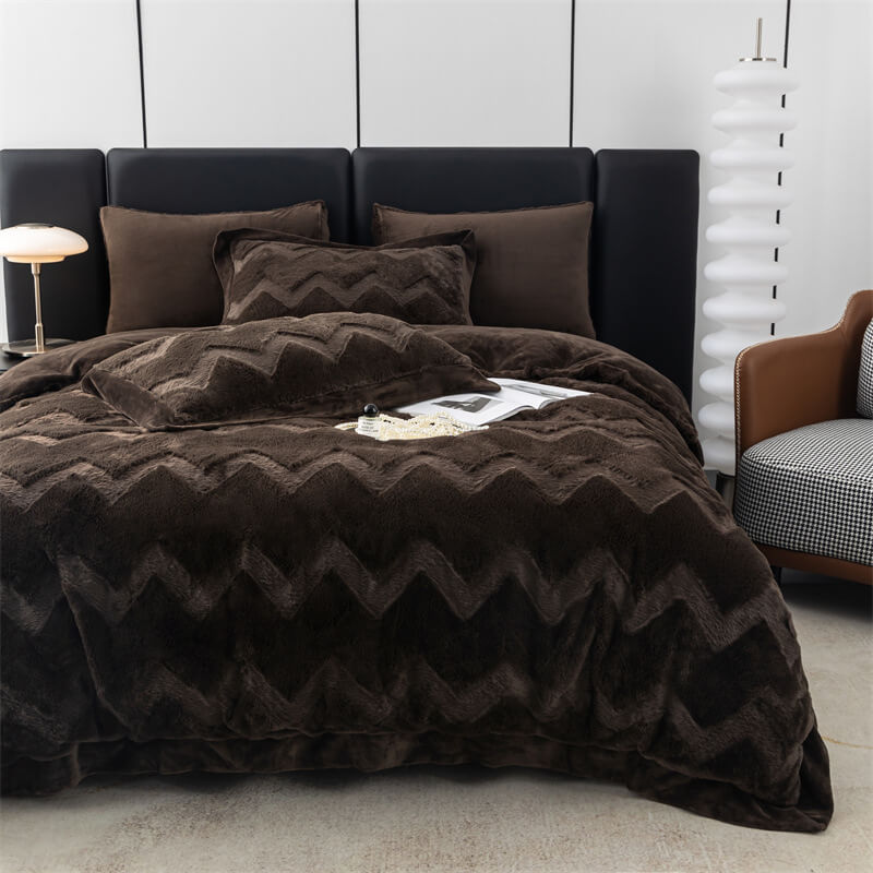 Warm Double-Sided Thickened Milk Velvet Skin-Friendly Bedding Set