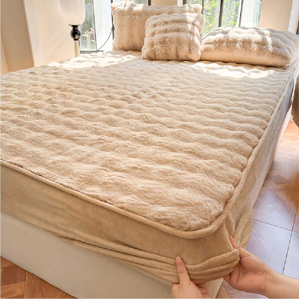 Plush Bubble Skin-Friendly Warm Fitted Sheet Mattress Cover